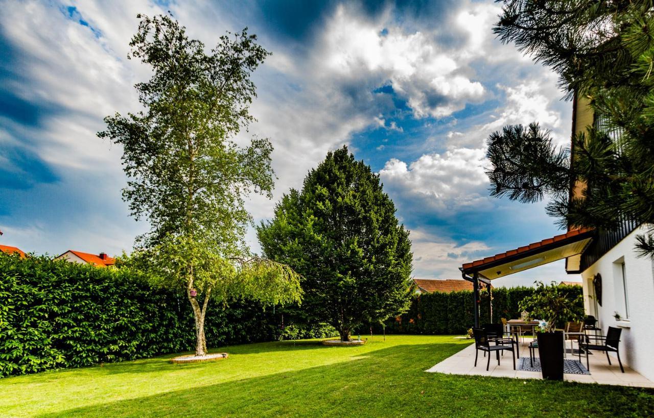 Maison moderne à la campagne Le Valdahon Esterno foto