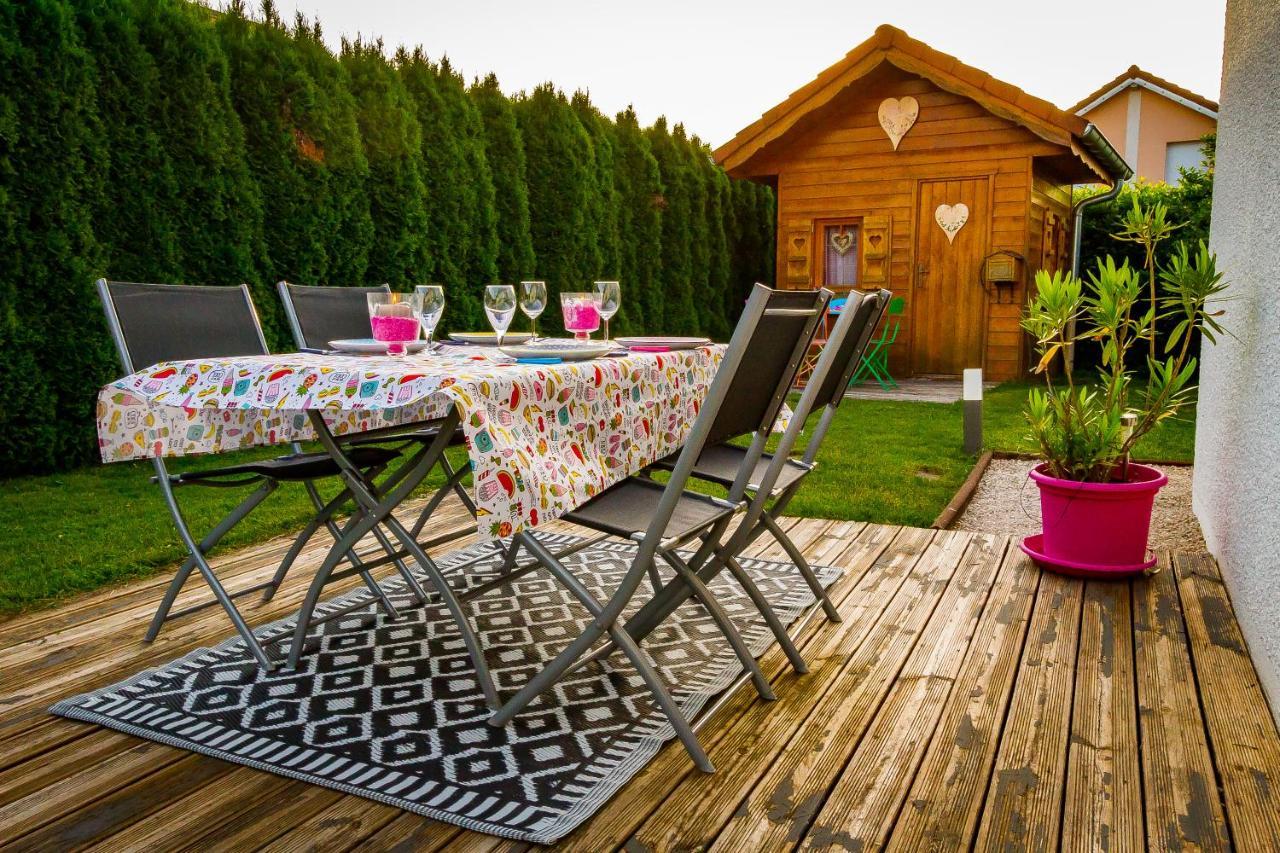 Maison moderne à la campagne Le Valdahon Esterno foto